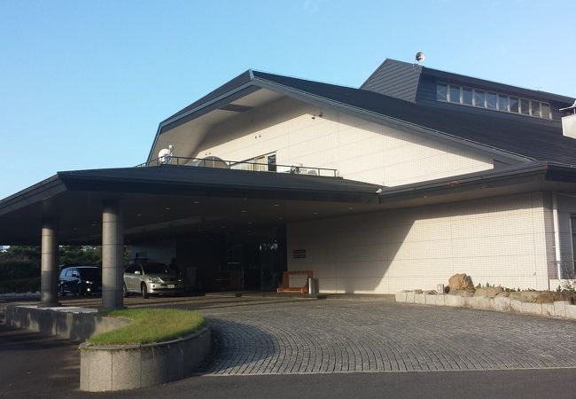 全般好印象だが、カレーはレトルト？