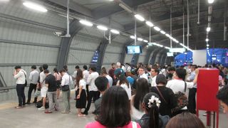 市内から空港までのアクセスで利用