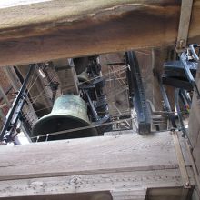 金が鳴っている様子も見えます