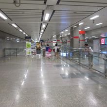 ガムペーンペット駅