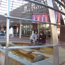 別府駅・東口　手湯