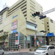 大分の老舗・百貨店の別府店です