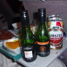機内で提供されるアルコール