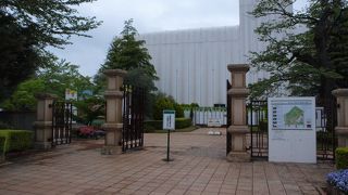 修復中の本館は完成したら見に行きたいです