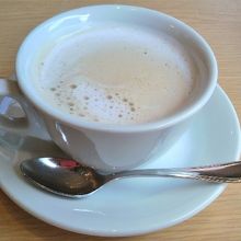 ランチに100円プラスして食後のドリンクを