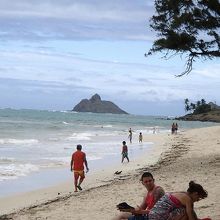 カイルアのビーチに寄って帰りましょう！