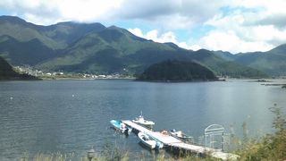 鵜の島を見るのに良い公園です