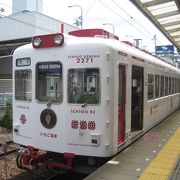 いちご柄の電車