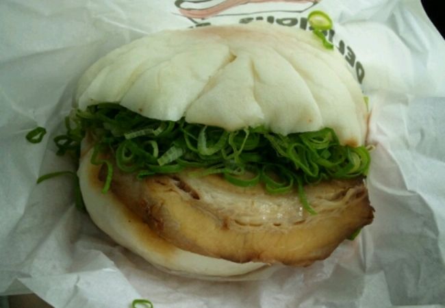 和歌山ご当地バーガー　紀州よさこい焼豚バーガー！