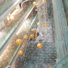 表参道ヒルズ内なので　お買い物のもついでに楽しめます。