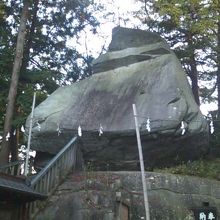 ジャンボな岩です！