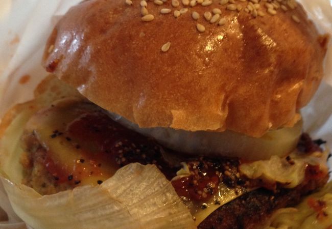 国産・オーガニックにこだわったせま～いカフェ