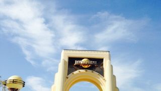 関西最大のテーマパーク！