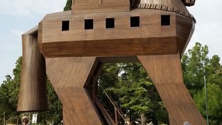 歴史が凝縮されたトロイ遺跡