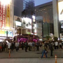 圧倒的に男性が多いです。