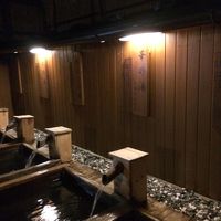 いろいろな源泉からひいてます