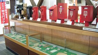 史料館としての奥には、現役郵便局