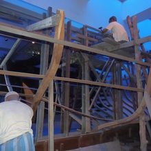 ダウ船の建造風景