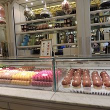 きれいに並んだスイーツの数々