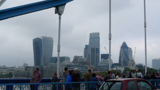 橋が上がる時間がHPに載っています