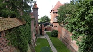 中世のお城、騎士など好きな方にはおすすめです。