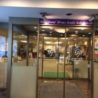 ホテルへの入口