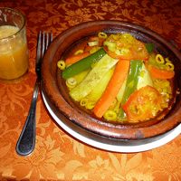 夕食、野菜のタジン