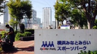 マリノスタウンの裏手