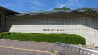 芸術を身近に感じられるスポット