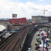 ニイノアキノ国際空港への最寄駅