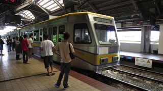 安いですが休日でも結構混んでます