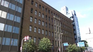 中之島界隈のレトロ建築の一つです