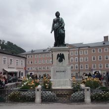 モーツァルト広場