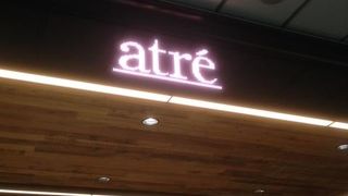 「見て歩くだけでも楽しくなる」、そんな雰囲気をもつ商業施設です。