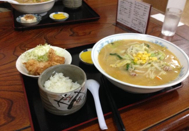 白味噌ラーメンが美味しかったです