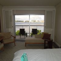 部屋からも海が見えます