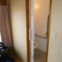 各部屋に併設のトイレ