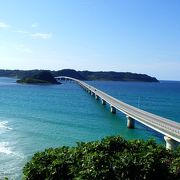 エーゲ海をしのぐ海の青さ（角島大橋）