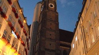 塔のトップの形が可愛い