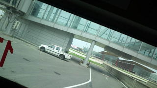 でかいけど以外にらく、トランジットは面倒