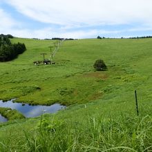 車山山麓駅から頂上付近を望む