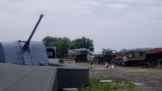 見て、触って、操作できる武器