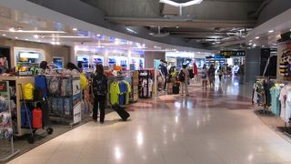 国内線ターミナルを利用