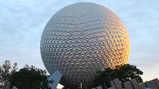 水と世界のレストランのテーマパーク