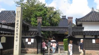 建物内のガイドもついて１時間近く楽しめる場所です。