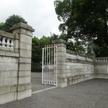 庭園側への入口