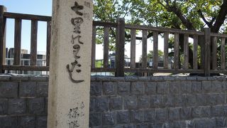 東海道を旅するものが利用した七里の渡し