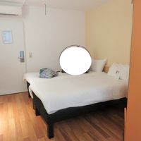 ベットが高い。