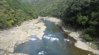 昔はこの景観が普通の電車から見られました