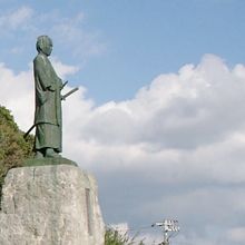 なかなカ全体像を写真に収めるのに苦労します